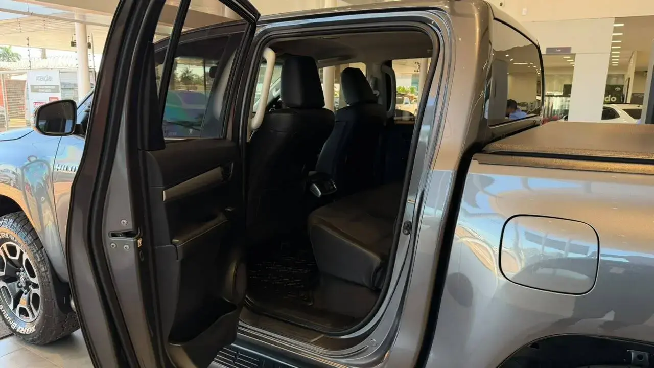 galeria HILUX
