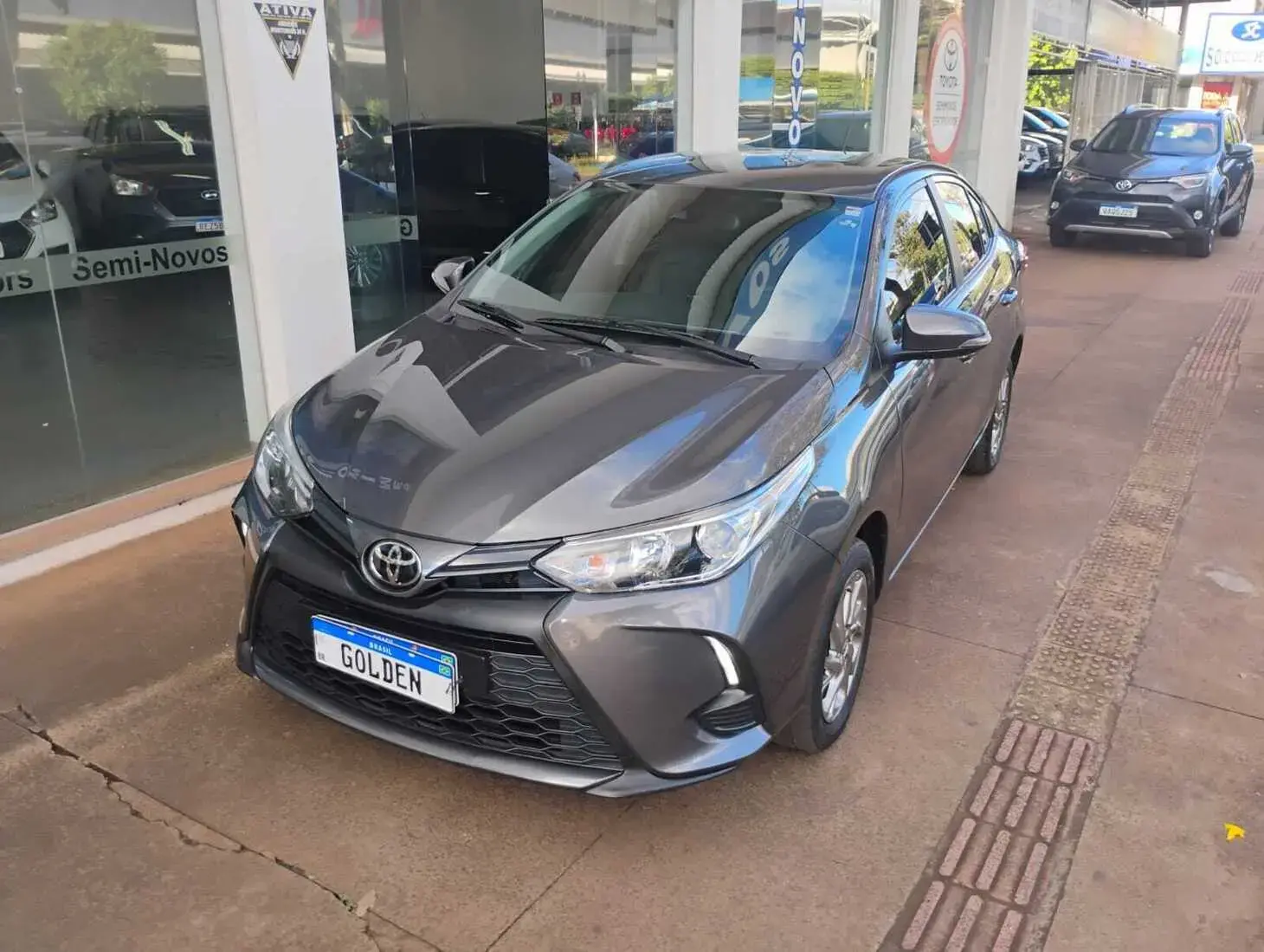 galeria YARIS