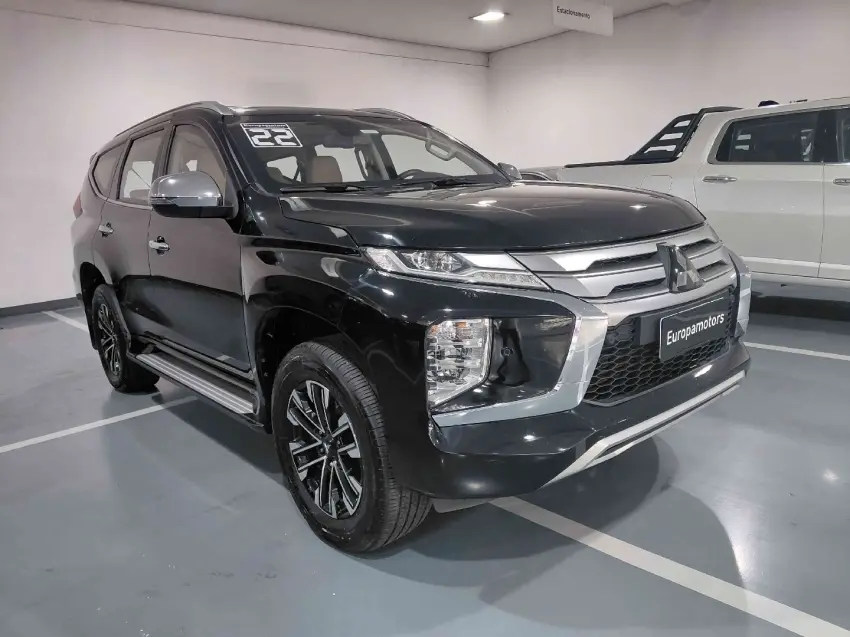 galeria PAJERO SPORT