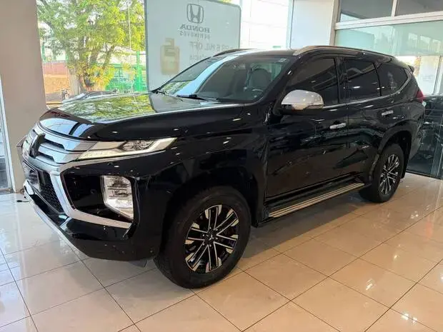Mitsubishi PAJERO SPORT HPE-S 16V 4X4