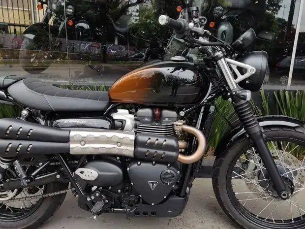 Triumph Scrambler 900 Stealth Edition