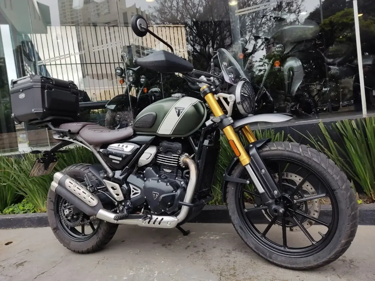 galeria Scrambler 400 X