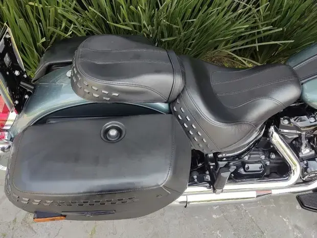 Harley Davidson Heritage Classic FLHC/FLHCS