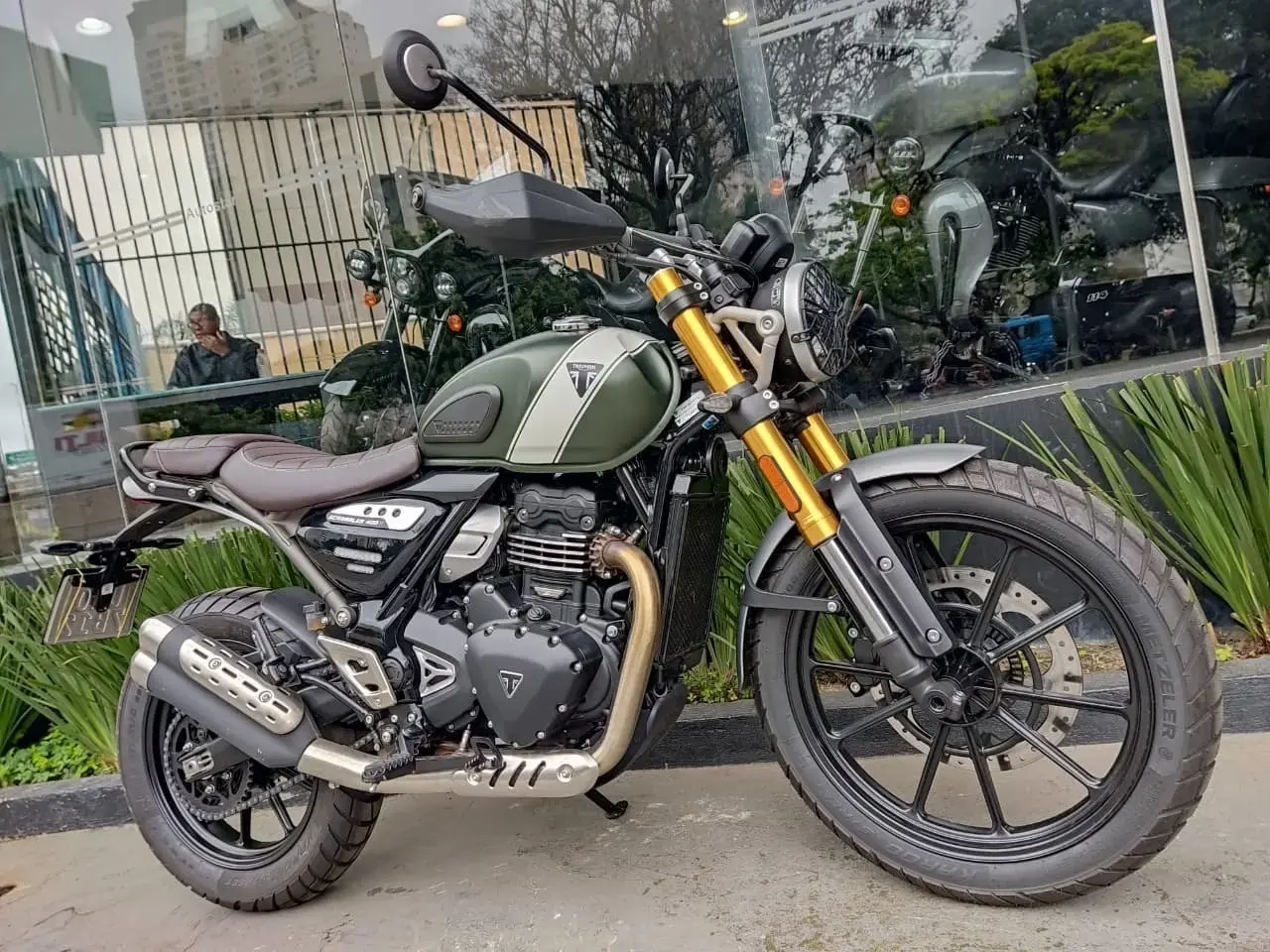galeria Scrambler 400 X