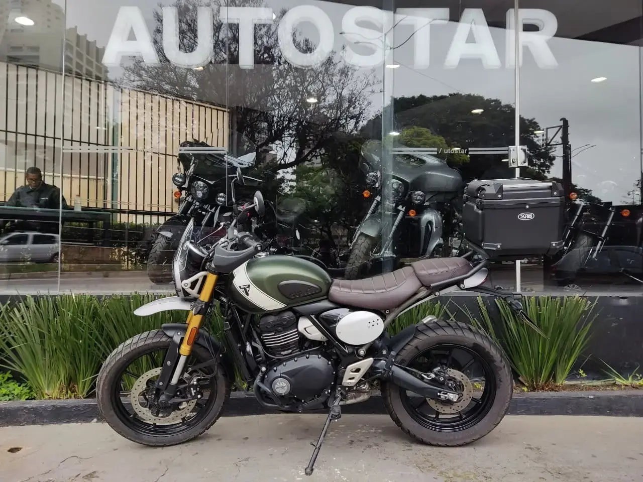 galeria Scrambler 400 X