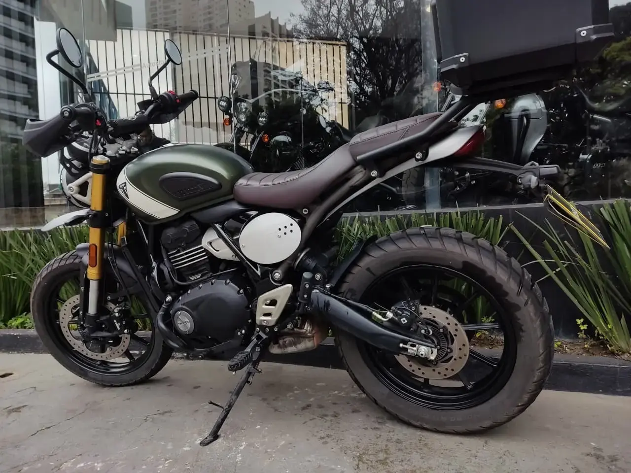 galeria Scrambler 400 X