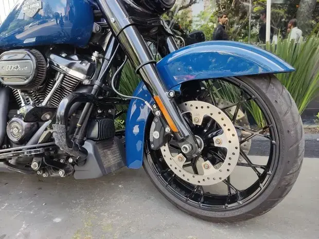 Harley Davidson Road King Special FLHRXS ROAD KING SPECIAL FLHRXS