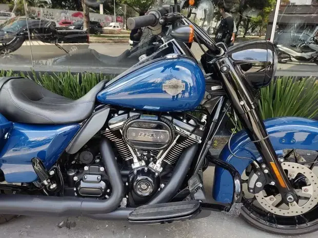 Harley Davidson Road King Special FLHRXS ROAD KING SPECIAL FLHRXS