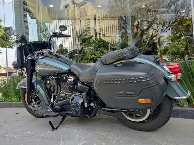 Harley Davidson Heritage Classic FLHC/FLHCS