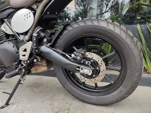 Triumph Scrambler 400 X ABS