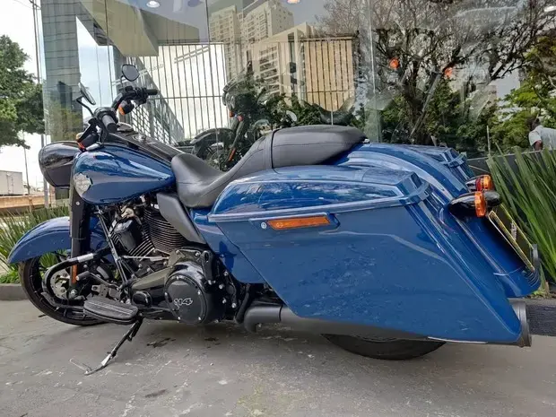 Harley Davidson Road King Special FLHRXS ROAD KING SPECIAL FLHRXS