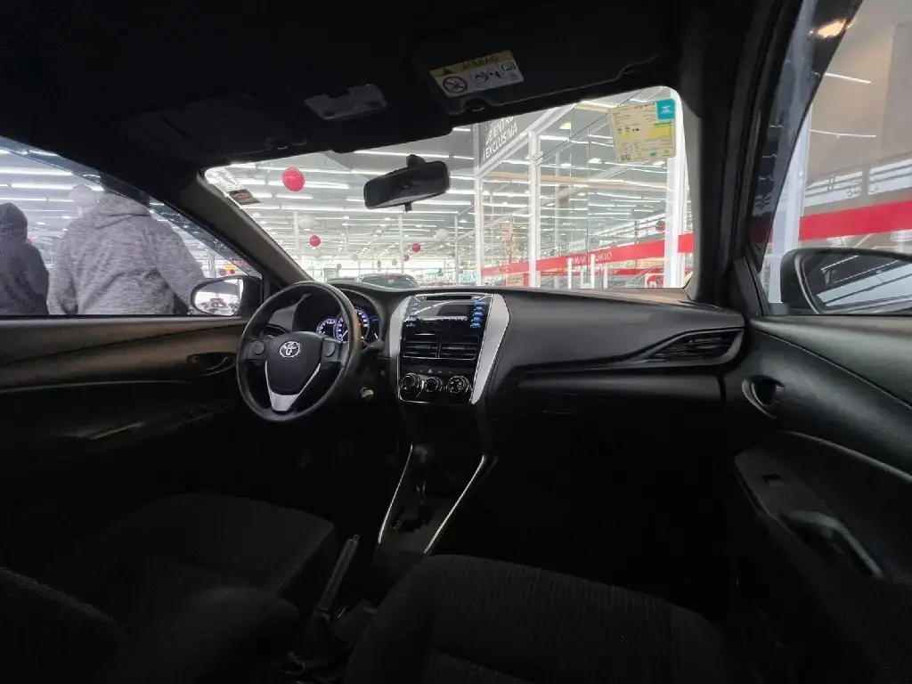galeria YARIS