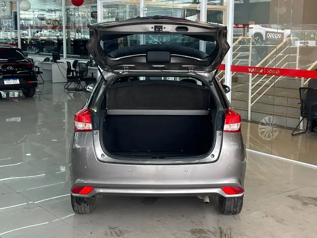 galeria YARIS