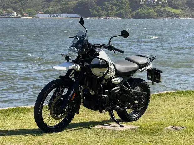 Royal Enfield HIMALAYAN 450 KAMET WHITE