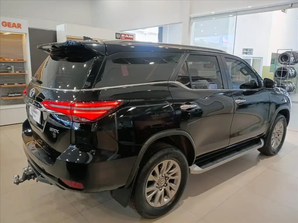 galeria HILUX SW4