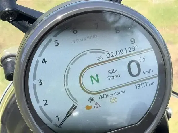 Royal Enfield HIMALAYAN 450 KAMET WHITE