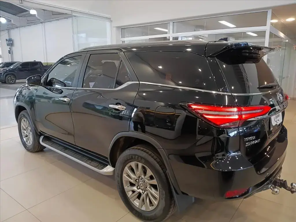 galeria HILUX SW4