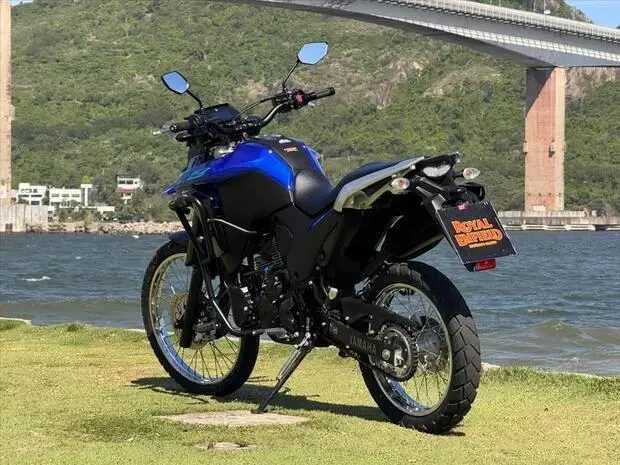 Yamaha XTZ 250 LANDER CONNECTED