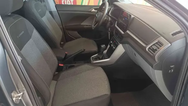 Volkswagen T-CROSS 1.0 200 TSI TOTAL FLEX AUTOMÁTICO