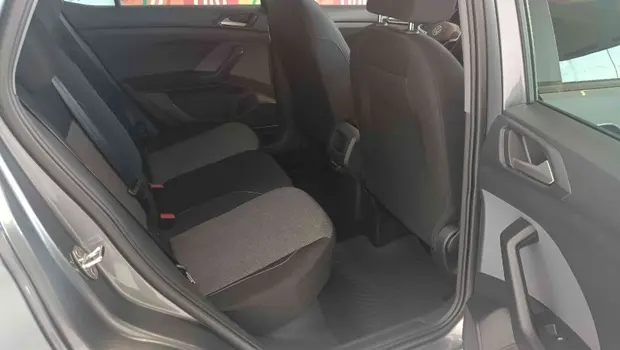 Volkswagen T-CROSS 1.0 200 TSI TOTAL FLEX AUTOMÁTICO