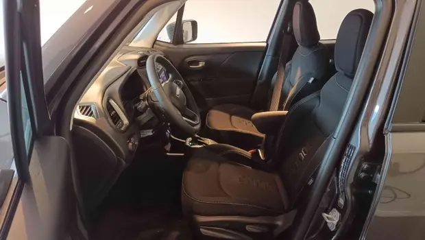 Jeep RENEGADE 1.3 T270 TURBO FLEX AT6