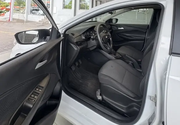 Chevrolet ONIX 1.0 FLEX MANUAL