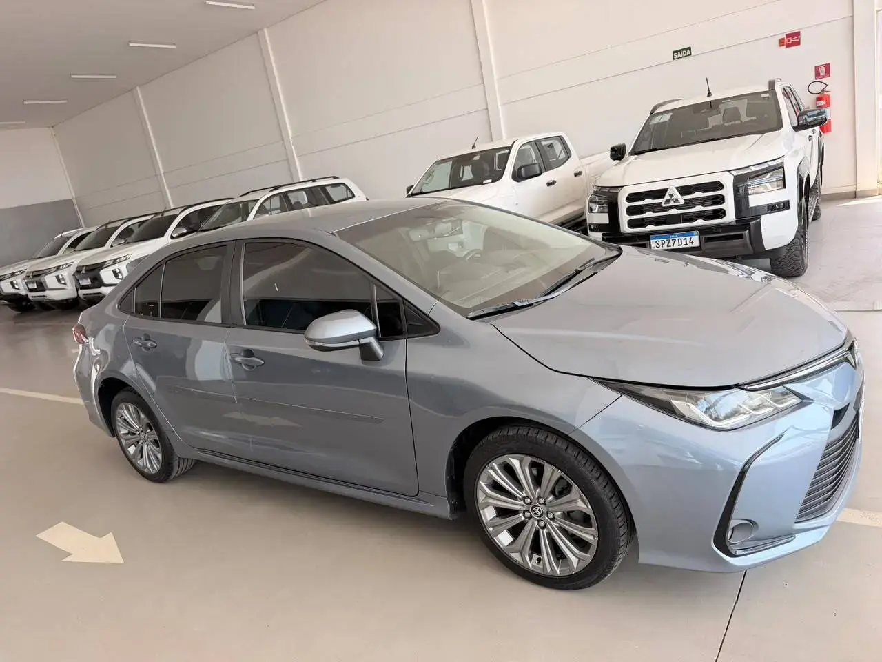 galeria TOYOTA COROLLA XEI 2.0