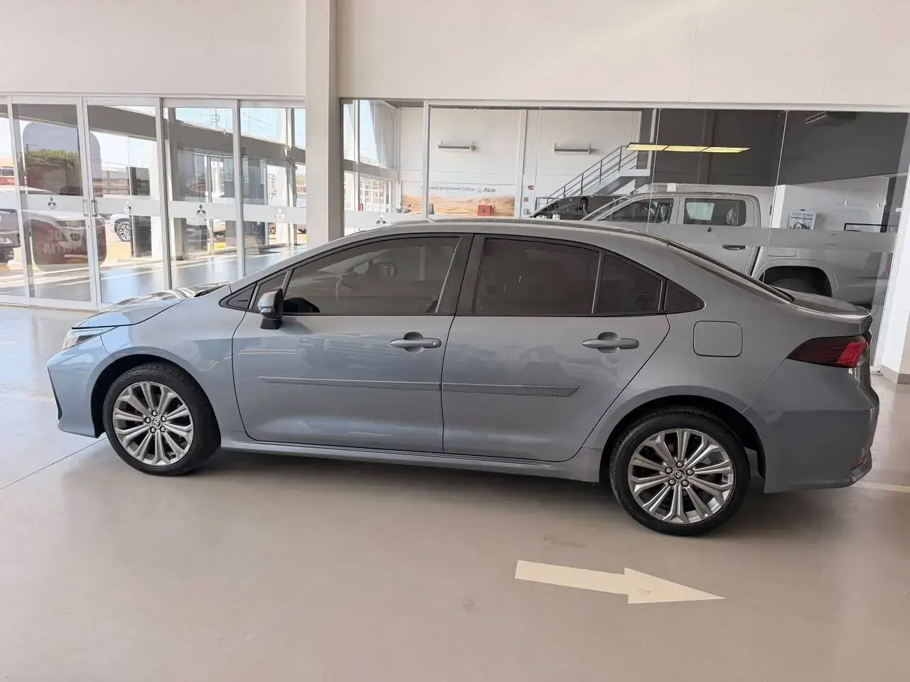 galeria TOYOTA COROLLA XEI 2.0