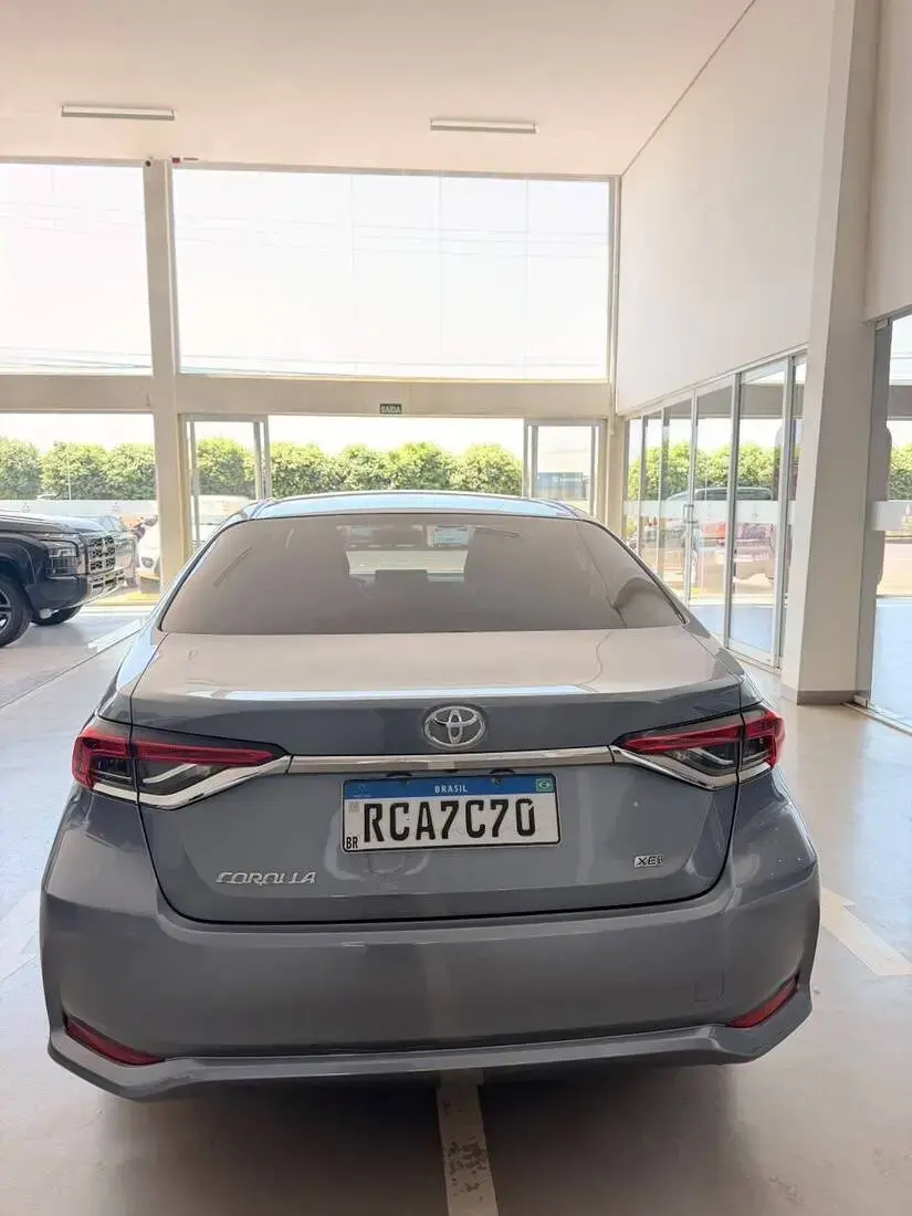 galeria TOYOTA COROLLA XEI 2.0
