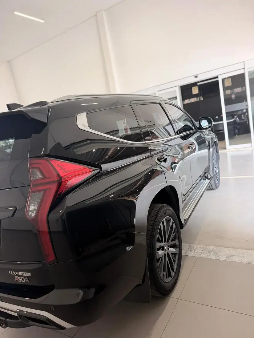 galeria MITSUBISHI PAJERO SPORT LEGEND