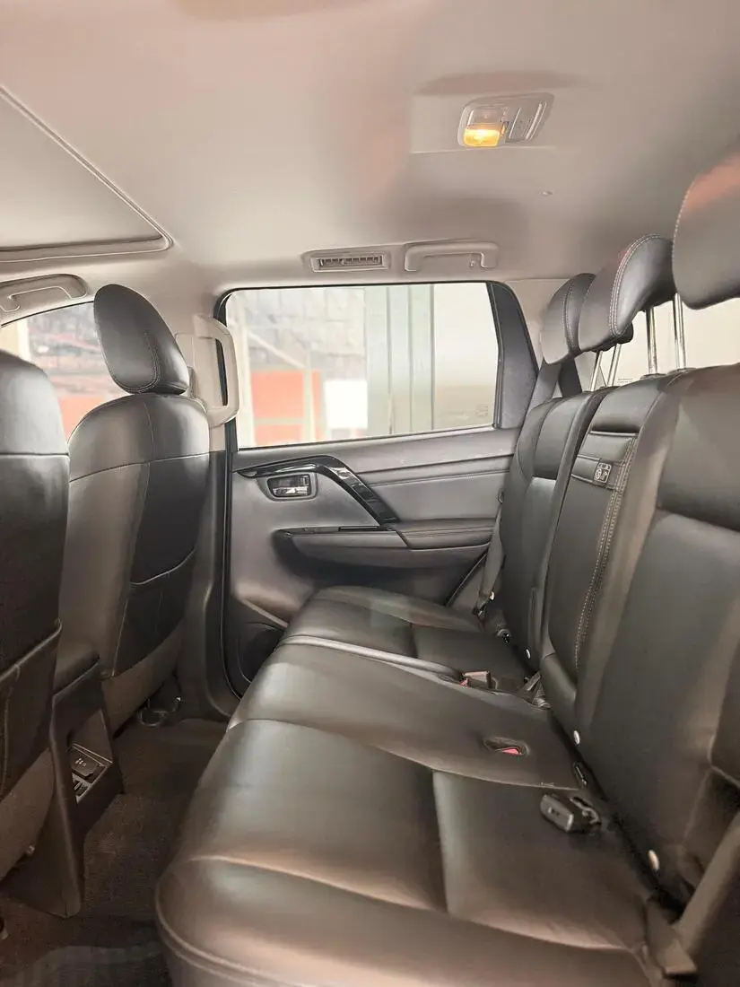 galeria MITSUBISHI PAJERO SPORT LEGEND