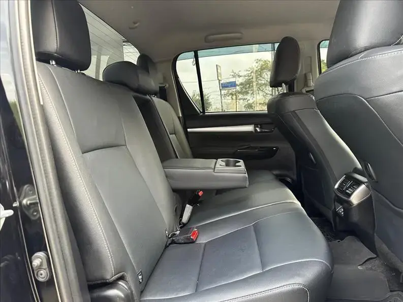 galeria HILUX