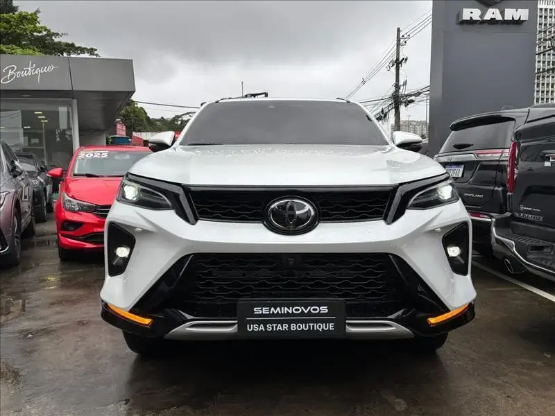 galeria HILUX SW4