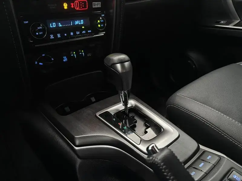 galeria HILUX SW4