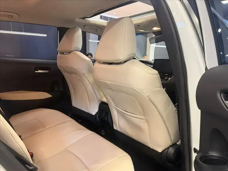galeria COROLLA CROSS