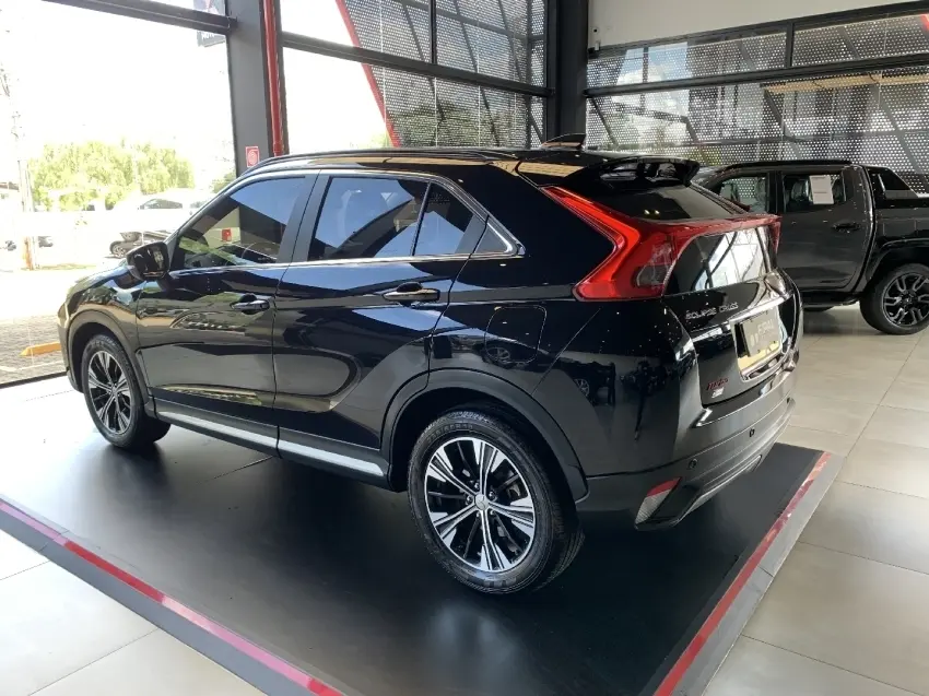 galeria ECLIPSE CROSS