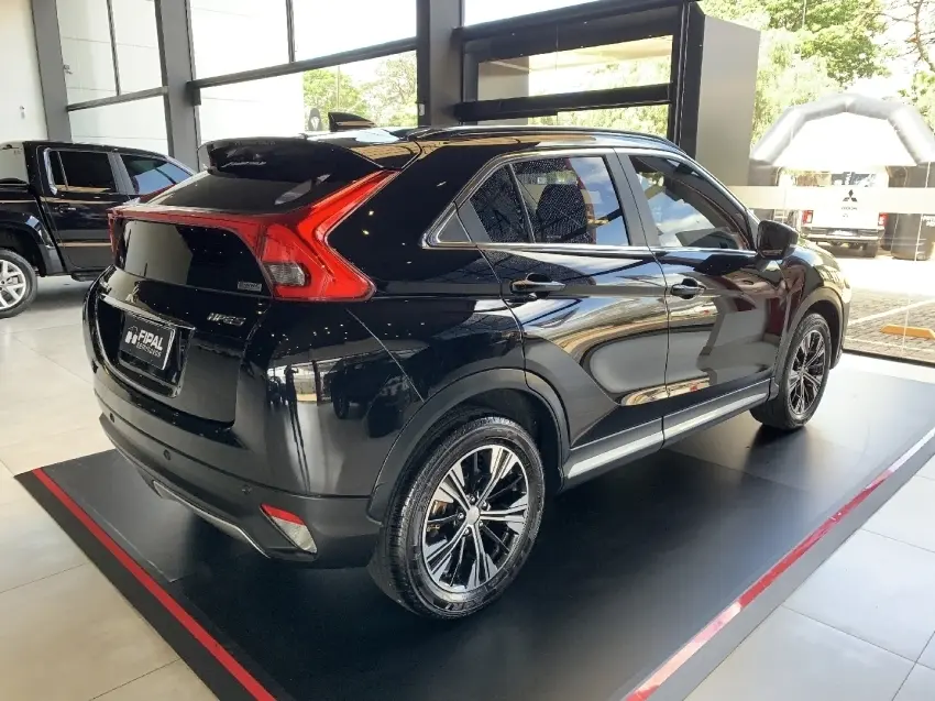 galeria ECLIPSE CROSS