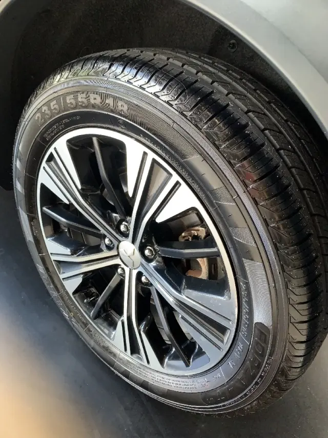galeria ECLIPSE CROSS