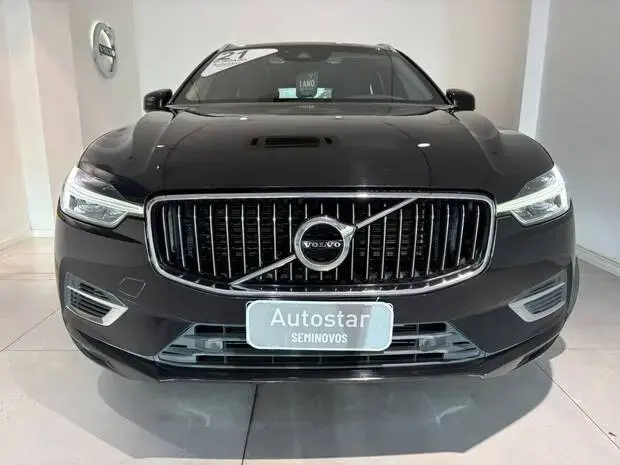 Volvo XC60 Momentum T8 2.0 Hybrid AWD (Aut)
