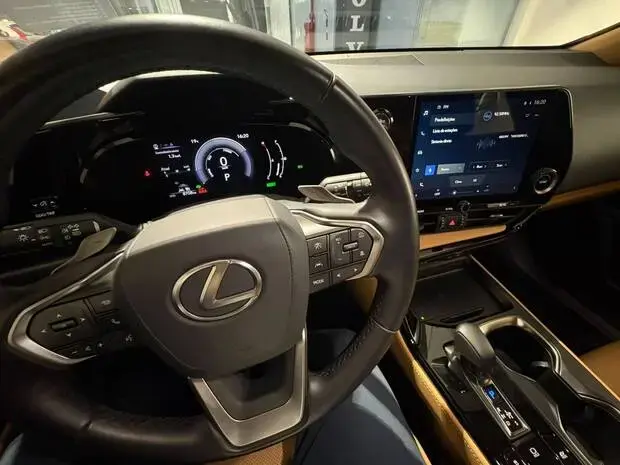 Lexus NX 350h Dynamic 2.5 16V Aut. (Híbrido)