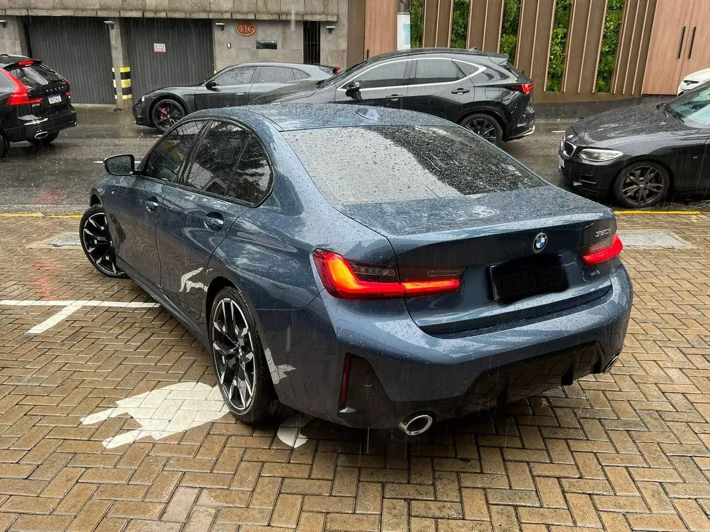 galeria 320i