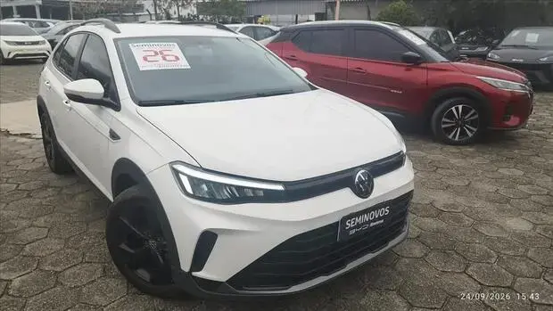 Volkswagen NIVUS 1.0 200 TSI TOTAL FLEX COMFORTLINE AUTOMÁTICO