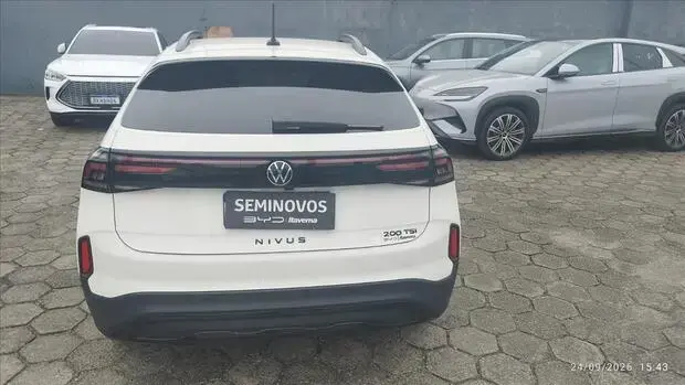 Volkswagen NIVUS 1.0 200 TSI TOTAL FLEX COMFORTLINE AUTOMÁTICO