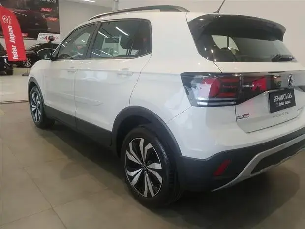 Volkswagen T-CROSS 1.0 200 TSI TOTAL FLEX AUTOMÁTICO