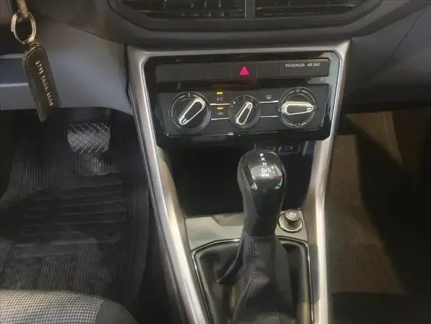 Volkswagen T-CROSS 1.0 200 TSI TOTAL FLEX AUTOMÁTICO