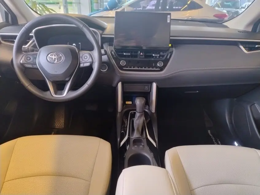 galeria COROLLA CROSS