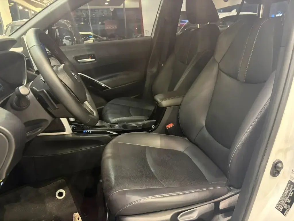 galeria Corolla Cross