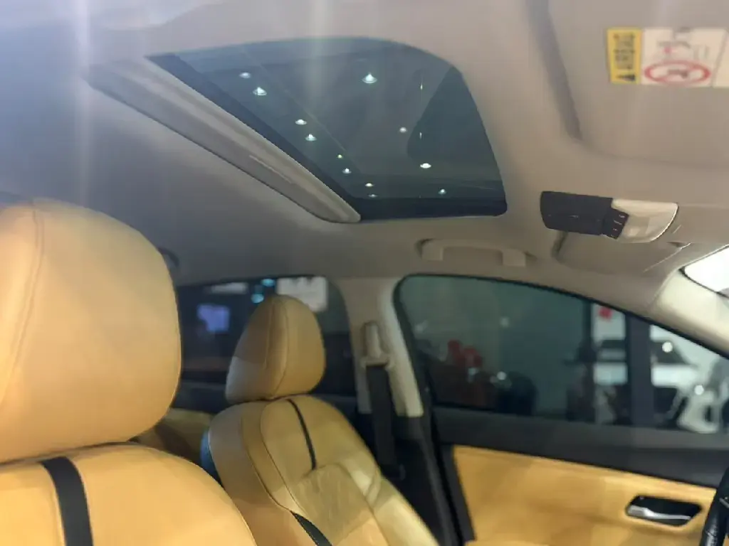 galeria SENTRA