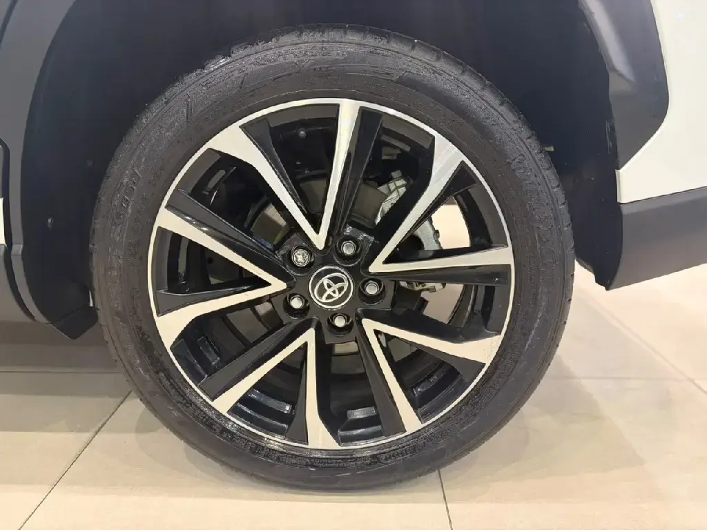 galeria Corolla Cross