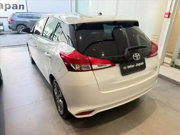 Toyota YARIS 1.5 16V FLEX XL PLUS CONNECT MULTIDRIVE